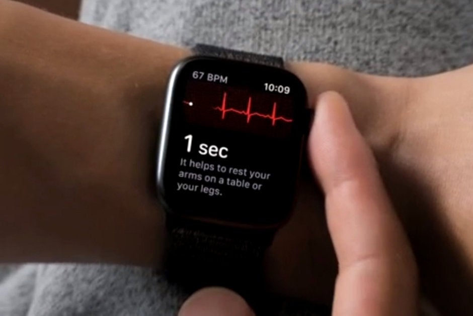 apple watch series 4 ecg function