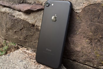 This is hands down the best deal you can find on a refurbished iPhone 7