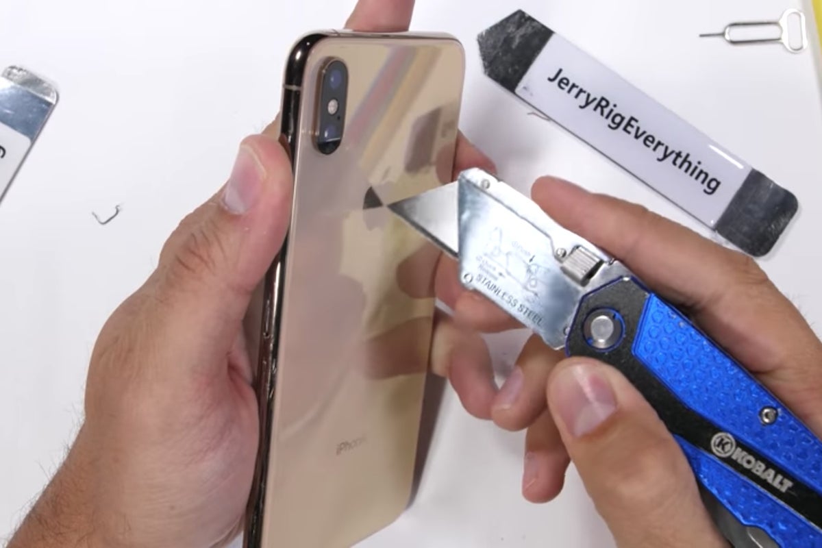 Какой дисплей купить на iphone xs max