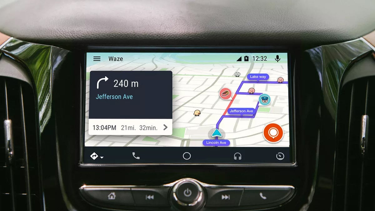 Jaguar and Land Rover cars will soon support both Android Auto and CarPlay