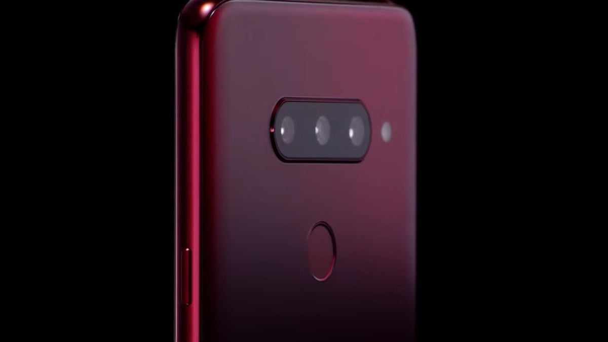 LG reveals how it intends to make the V40 a joy to hold and use