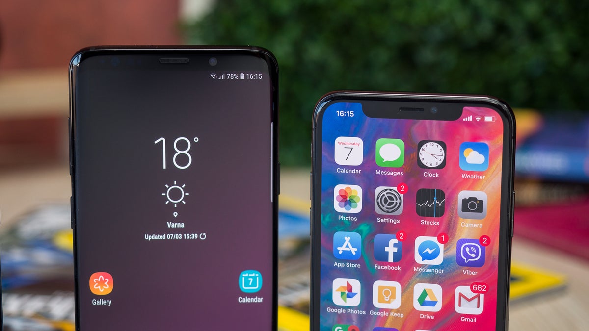 Samsung is giving away free Galaxy S9s in its latest anti-Apple marketing scheme