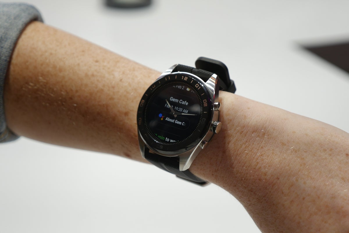 lg w7 review watch