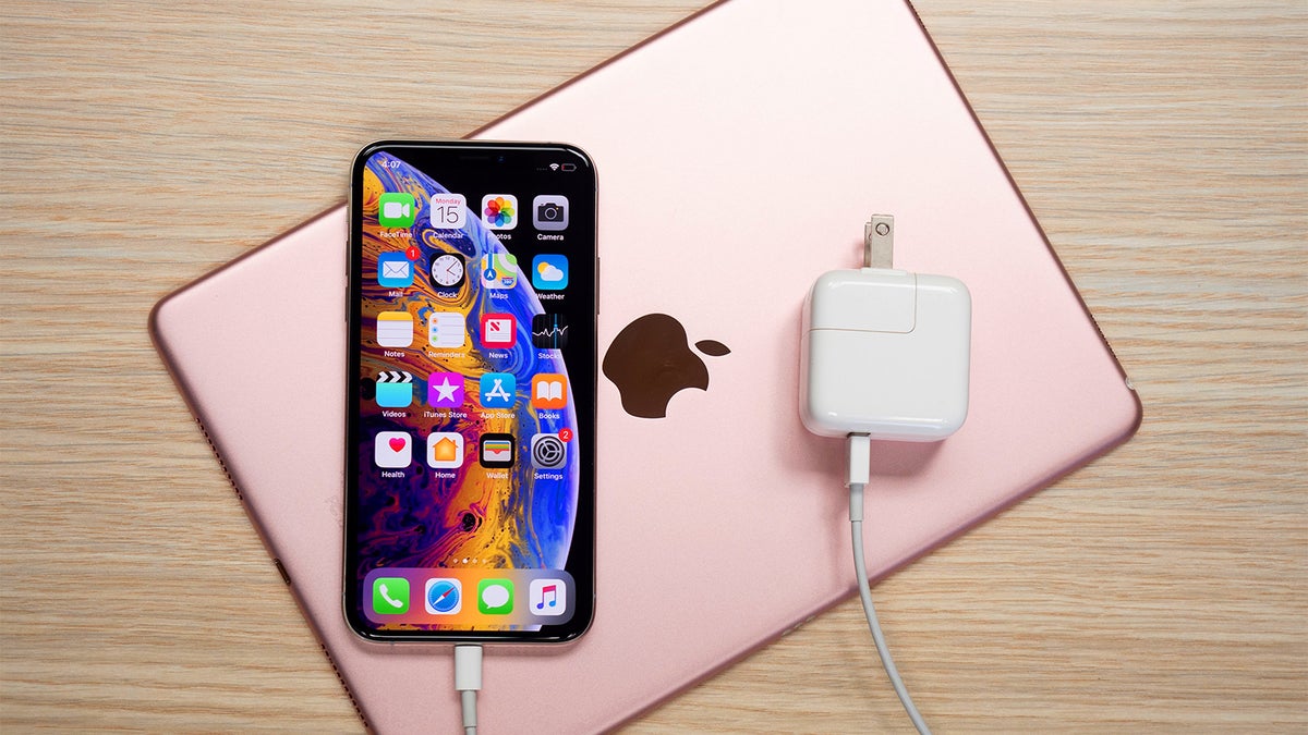 Apple iPhone XS and XS Max fast-charging speeds compared: Standard vs iPad vs MacBook charger