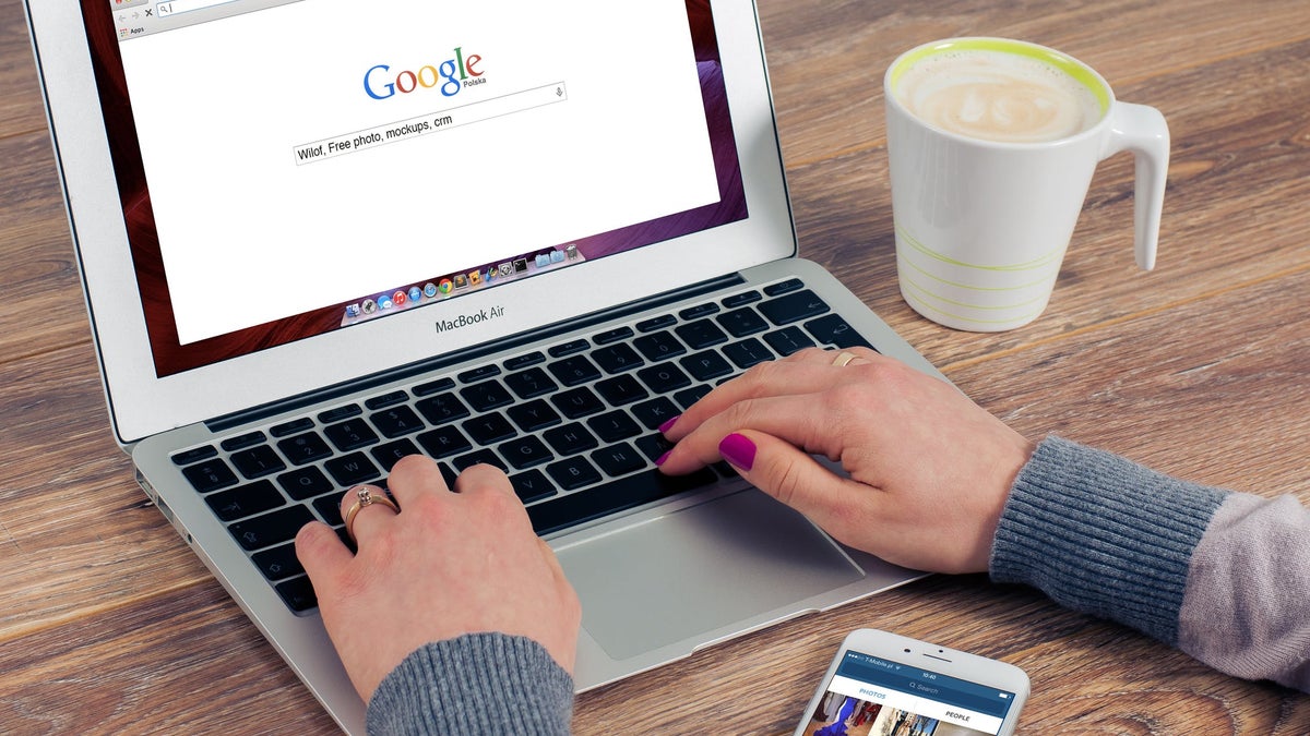 Google’s CEO finally talks about its Chinese search engine, says the company is yet to decide on it