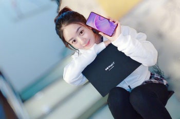 Honor Magic 2 leaks in all its glory, stunning all-screen design shown off in live pics