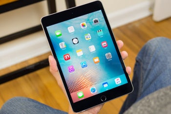 iPad Mini 5, AirPower charging pad, and new AirPods to arrive by early 2019: Kuo