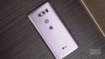 Grab an LG V30 for less than $400 with this Best Buy deal