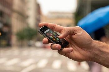 Palm's tiny companion phone launches November 2, costs $350
