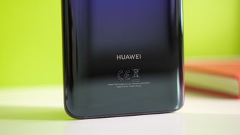 Huawei trolls Apple and Samsung, claims that it would "never" slow down phones