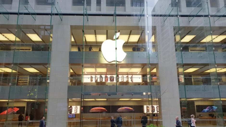 The iPhone XR release date is today, to modest deals and Apple Store launch queues