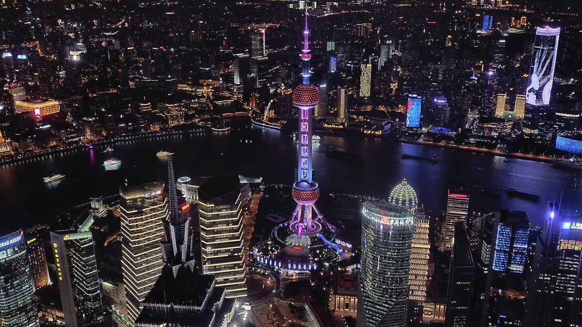 OnePlus 6T's low-light camera prowess will come to the OnePlus 6, too