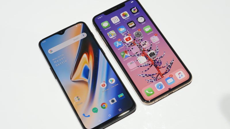 OnePlus 6T vs Apple iPhone XS Max: first look