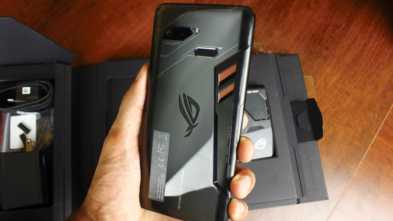 Asus ROG Phone Unboxing