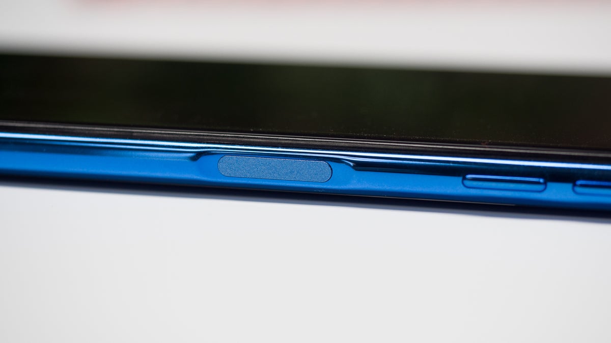 The budget Galaxy S10 might adopt a side-positioned fingerprint scanner