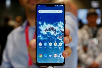 LG G7 One is the manufacturer's first phone to run Android 9 Pie