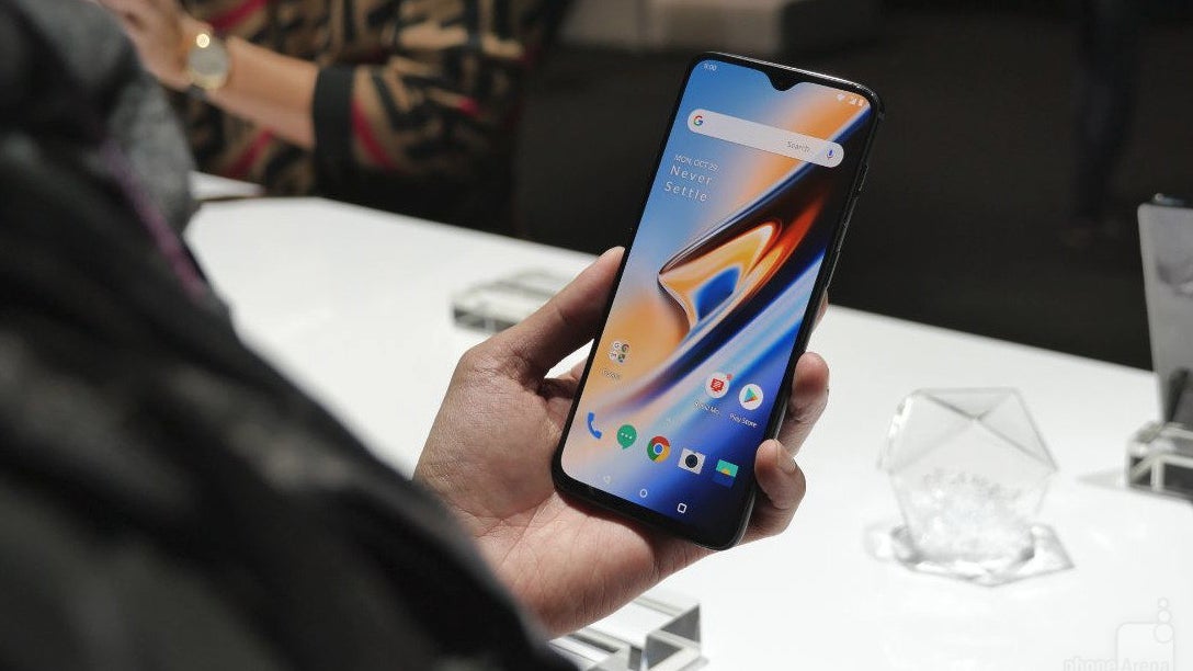OnePlus 6T update improves battery life and camera, fixes Verizon network issue