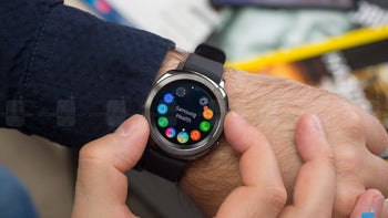 Here's how you can get an all-new Samsung Gear Sport for a lower than ever price