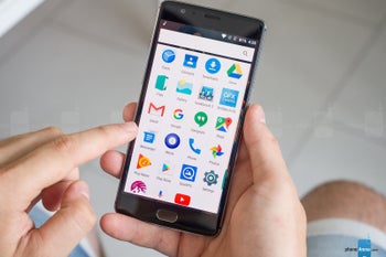 The ancient OnePlus 3 and OnePlus 3T are still receiving routine software updates