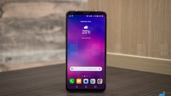 Unlocked LG V30+ goes down to $380, while Sprint customers can get the phone for $70