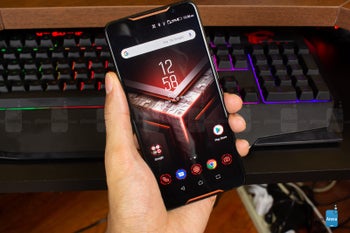 Asus is reorganizing its mobile business to focus mainly on gamers and 'power users'