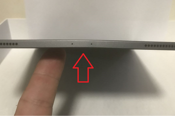 Apple admits that some iPad Pro tablets are shipping with a slight bend, but says it is not a defect