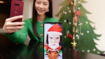 LG releases 10 holiday-themed AR stickers for the V40 ThinQ