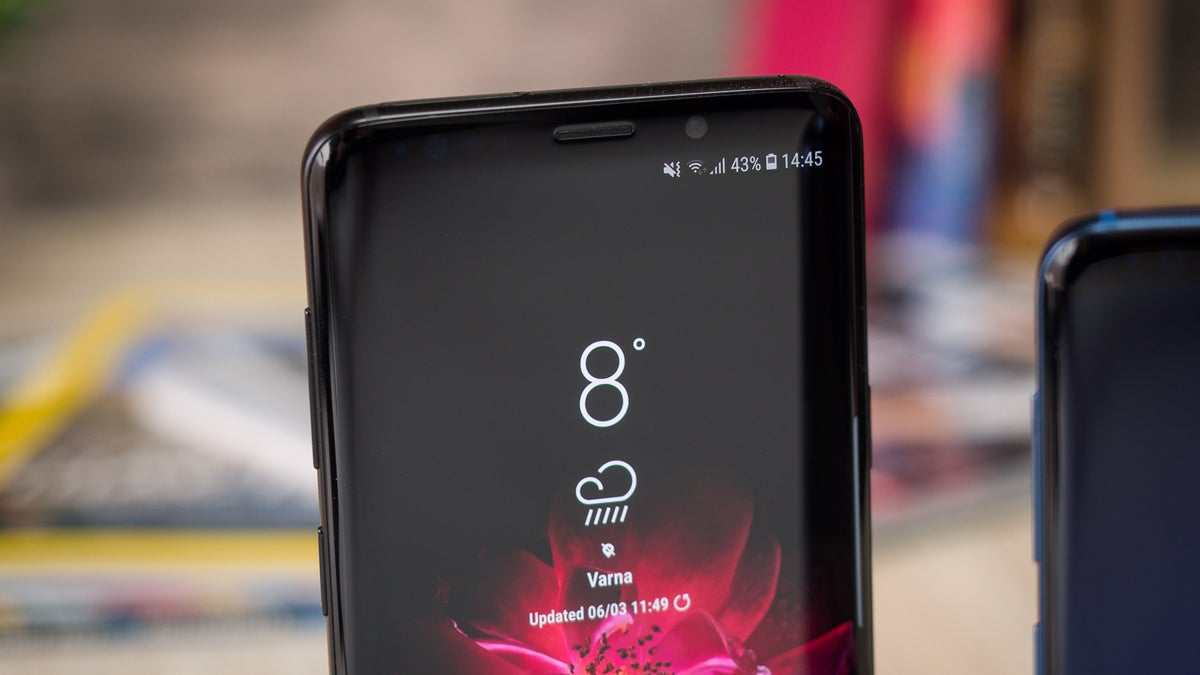 Samsung mid-rangers could eventually feature curved-edge LCD displays