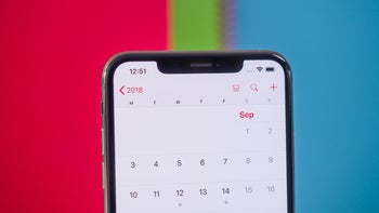 Apple's iPhones won't ditch the notch until 2020, tipster says