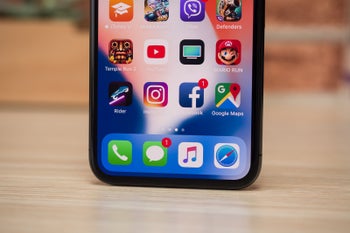 YouTube's mobile app updated with support for navigating gestures, iPhones get it first