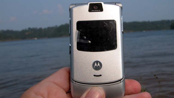 Motorola RAZR to return this year as a foldable phone with a hefty price tag says new report