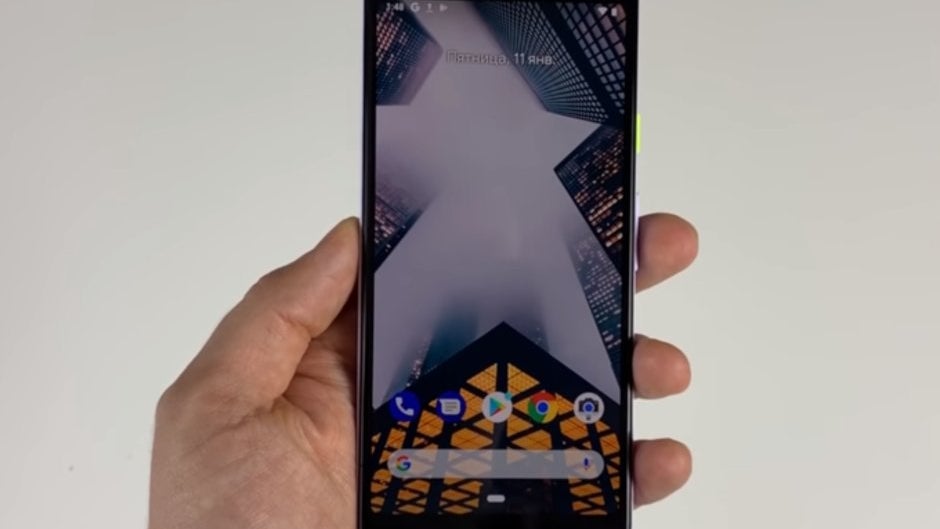 Google Pixel 3 Lite gets reviewed on video ahead of official announcement