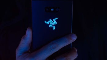 Unlocked Razer Phone 2 is $100 off, activate with Verizon and get a $250 Prepaid Mastercard