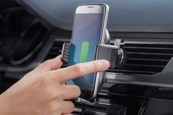 Quickly charge your phone with Anker's PowerWave fast wireless car charging mount, now 35% off at Amazon!
