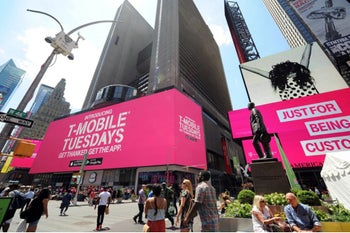 Taco Bell is giving T-Mobile subscribers a free run for the border