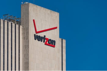 Verizon sued for failing to deliver promotional Amazon Echo offer to new subscribers