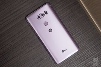 Get a brand-new, unused LG V30 for just $300 with this latest eBay deal