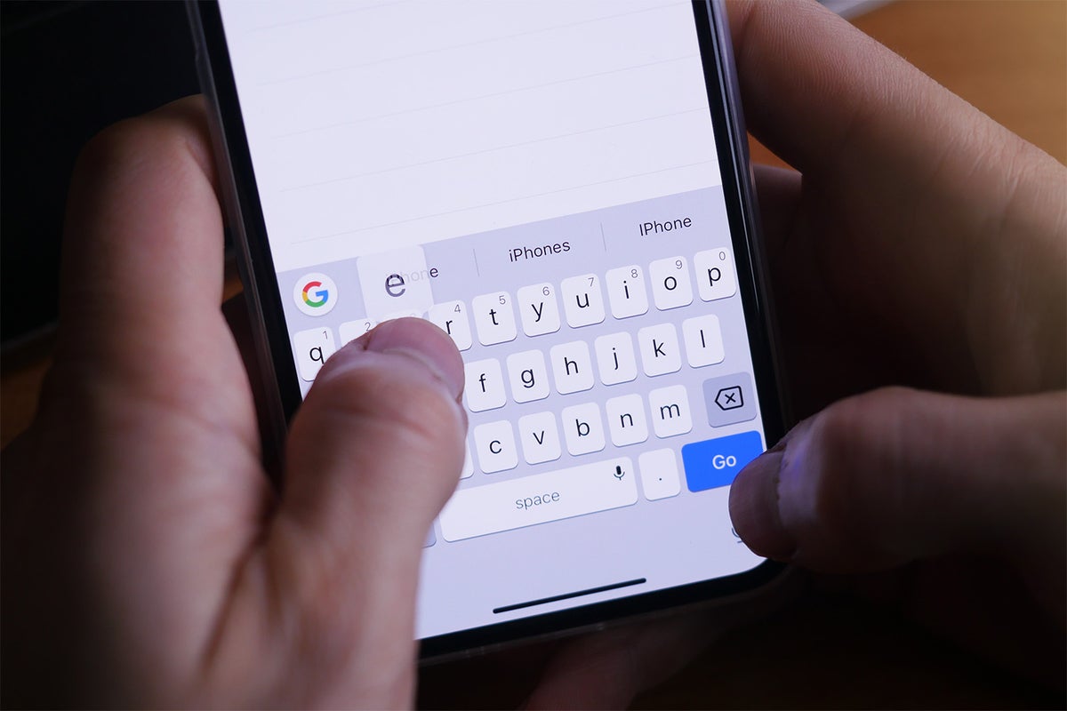 haptic-feedback-arrives-to-iphone-typing-thanks-to-google-phonearena