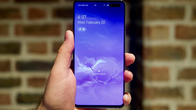 We played with Samsung's off-limits Galaxy S10 5G