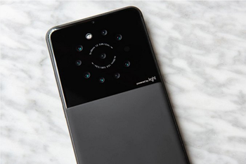 Light and Sony team up to improve smartphone photography