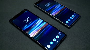 Sony unveils its new super mid-range line, the display-oriented Xperia 10 and 10 Plus