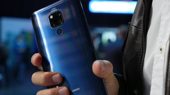 5G Huawei Mate 20 X coming for those of you that don't want a foldable phone