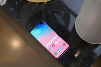 New Galaxy S10+ update allows Bixby key remapping, improves core functions
