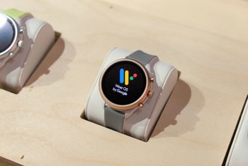 Fossil Sport drops below the $200 mark, hybrid smartwatches available for less than $100
