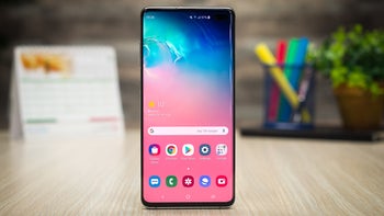 The Galaxy S10 series set a new pre-order record in the US & UK for Samsung