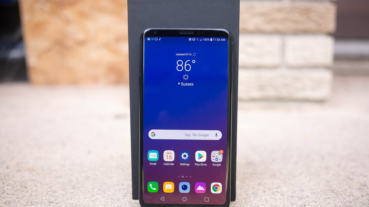 LG V35 ThinQ price goes down to insanely low $400 at B&H in US unlocked variant