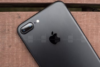 The arrested Huawei executive was using Apple products primarily, released documents show