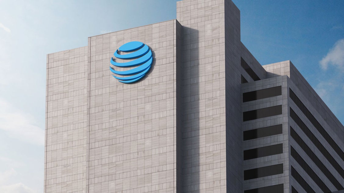 Top AT&T executive fears chaos from use of Huawei networking gear in 5G networks
