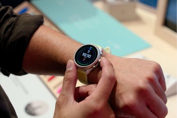 Fossil's newest smartwatches are on sale for $50 off, older models get even bigger discounts