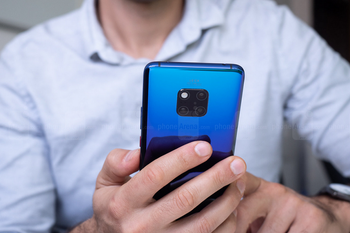 Huawei shook off U.S. warnings to achieve two things in 2018 for the first time ever